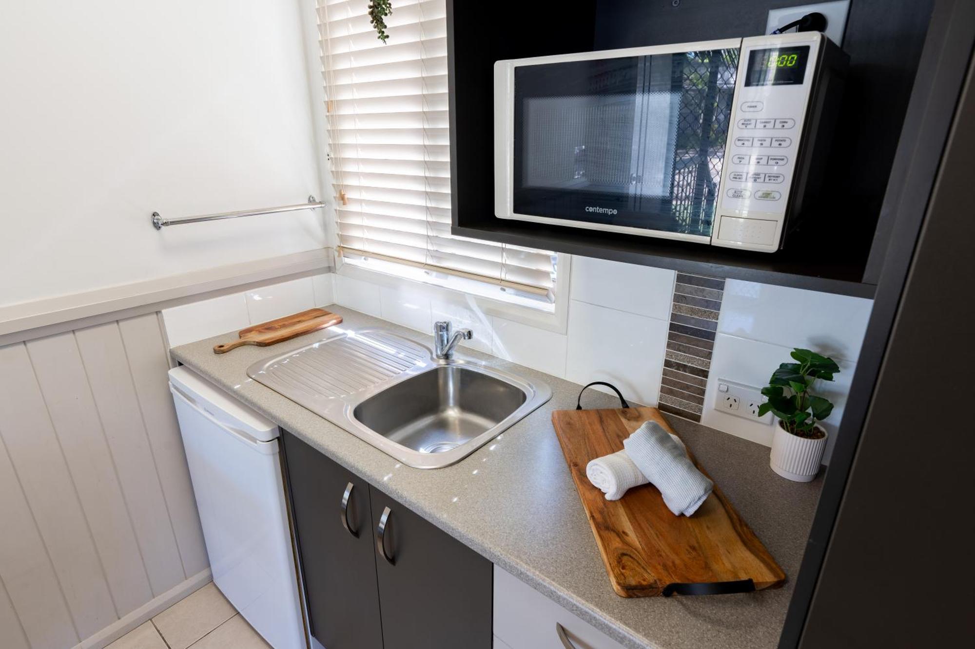 Big4 Tasman Holiday Parks - Rowes Bay Townsville Exteriör bild
